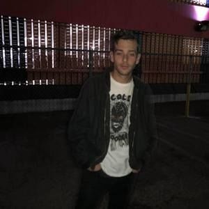 Meet your Posher, Travis